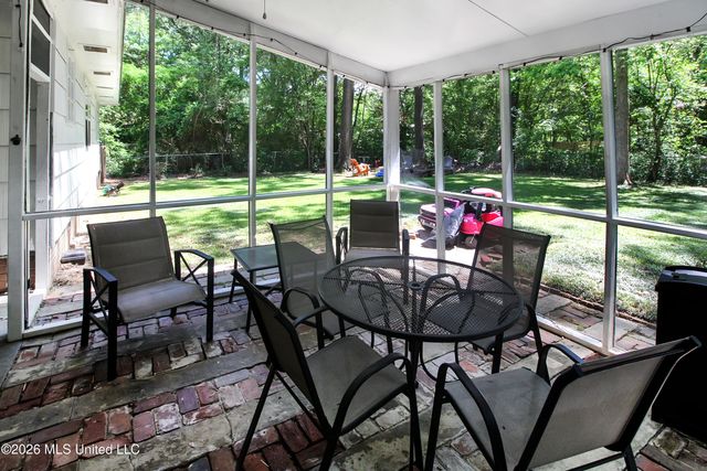 1849 Parkridge Drive, Jackson, MS 39211
