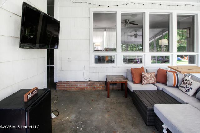 1849 Parkridge Drive, Jackson, MS 39211