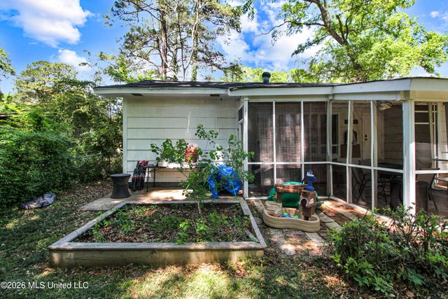 1849 Parkridge Drive, Jackson, MS 39211