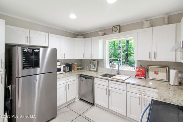 1849 Parkridge Drive, Jackson, MS 39211