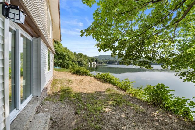 6991 East William Extension, Bath, NY 14810