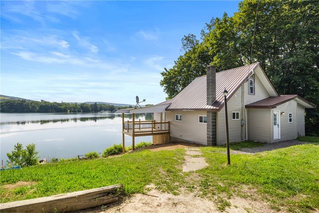 6991 East William Extension, Bath, NY 14810