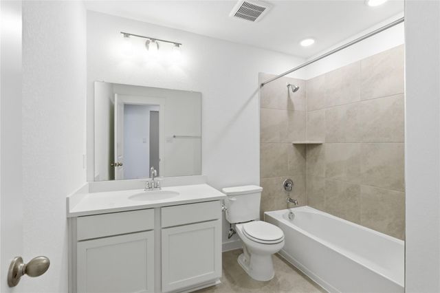 412 Quail Convey DR, Jarrell, TX 76537