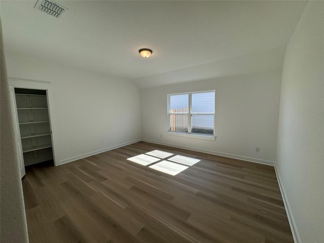 412 Quail Convey DR, Jarrell, TX 76537