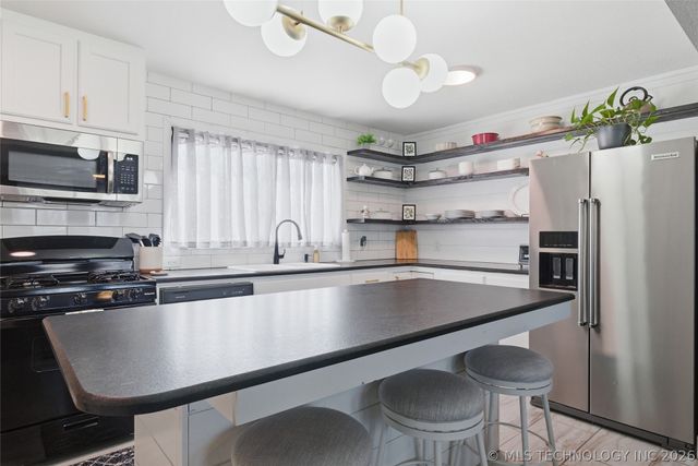 3327 S Marion Avenue, Tulsa, OK 74135