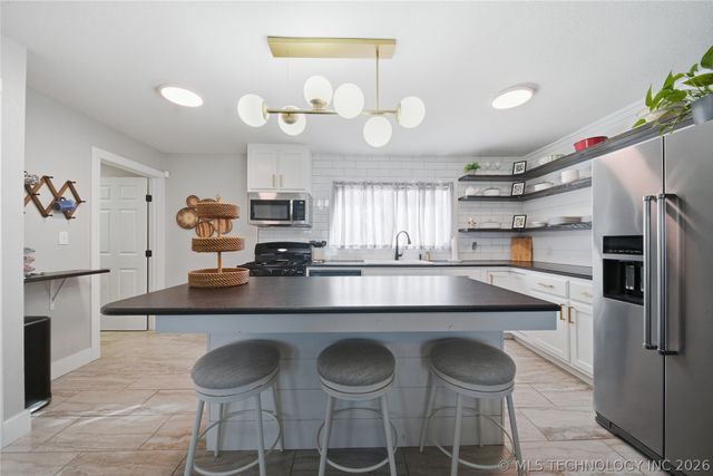 3327 S Marion Avenue, Tulsa, OK 74135