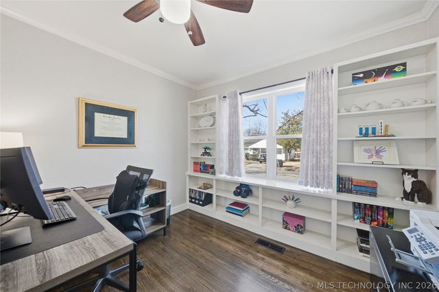 3327 S Marion Avenue, Tulsa, OK 74135