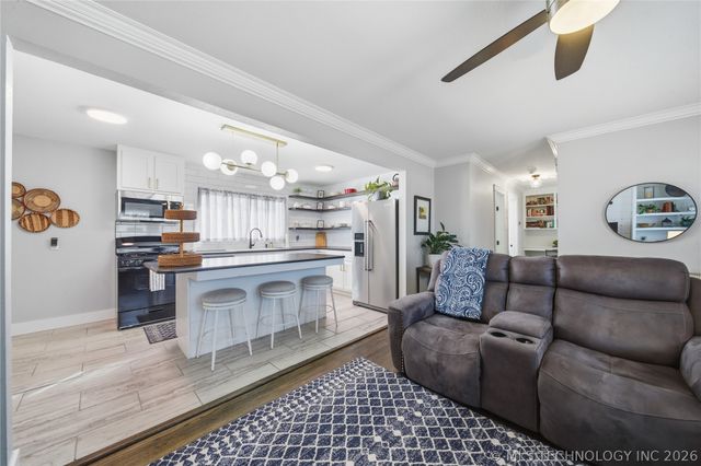 3327 S Marion Avenue, Tulsa, OK 74135