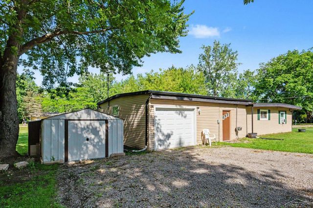 4042 S Oak Drive, Beaverton, MI 48612