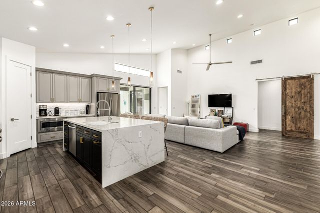 1831 E MONTECITO Avenue, Phoenix, AZ 85016