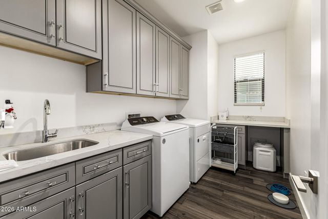 1831 E MONTECITO Avenue, Phoenix, AZ 85016