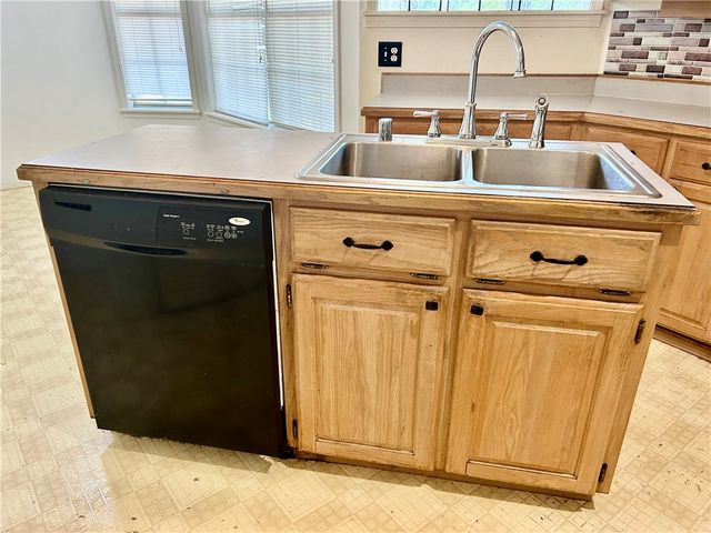 106 S Fox Run Road, Pottsville, AR 72858