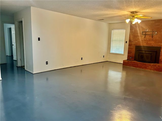 106 S Fox Run Road, Pottsville, AR 72858