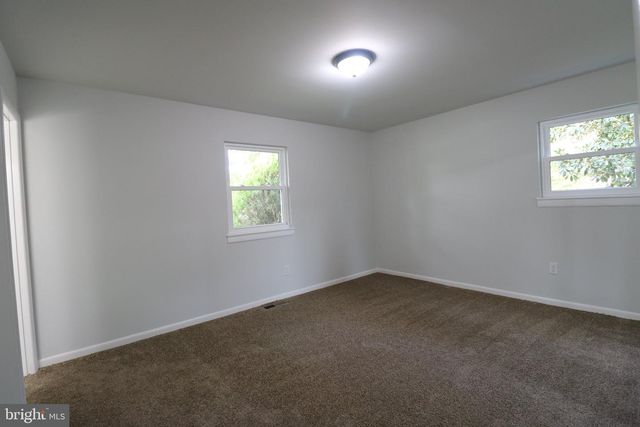 8917 2ND ST, Lanham, MD 20706