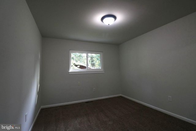 8917 2ND ST, Lanham, MD 20706
