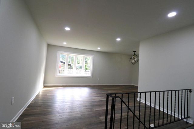 8917 2ND ST, Lanham, MD 20706