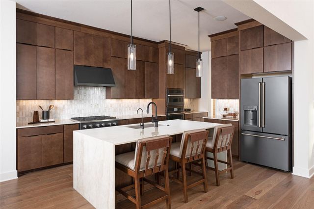 16600 Moineau DR, Austin, TX 78738