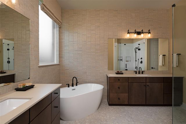 16600 Moineau DR, Austin, TX 78738