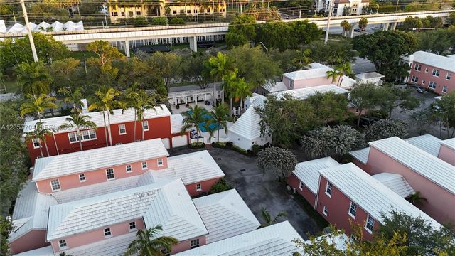540 Loretto Avenue 19, Coral Gables, FL 33146