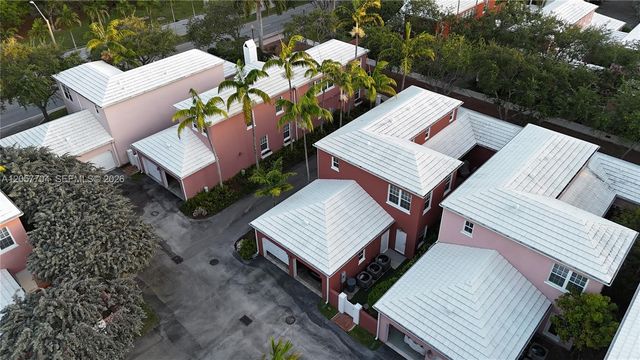 540 Loretto Avenue 19, Coral Gables, FL 33146