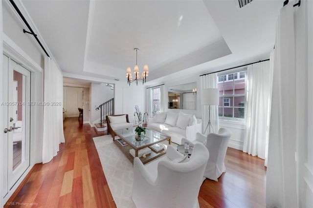 540 Loretto Avenue 19, Coral Gables, FL 33146
