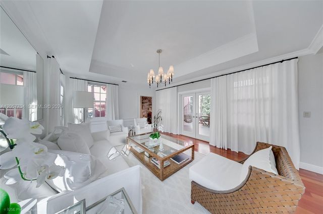 540 Loretto Avenue 19, Coral Gables, FL 33146