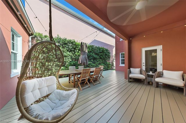540 Loretto Avenue 19, Coral Gables, FL 33146