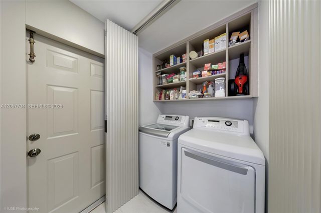 540 Loretto Avenue 19, Coral Gables, FL 33146