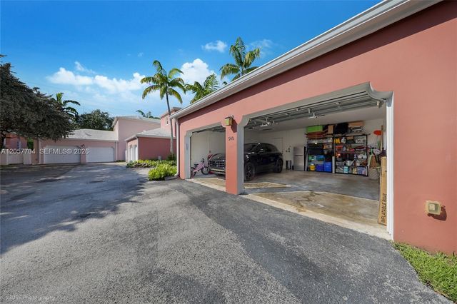 540 Loretto Avenue 19, Coral Gables, FL 33146