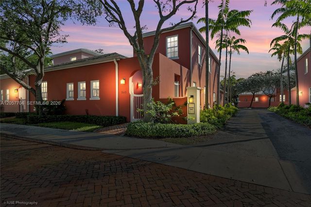540 Loretto Avenue 19, Coral Gables, FL 33146