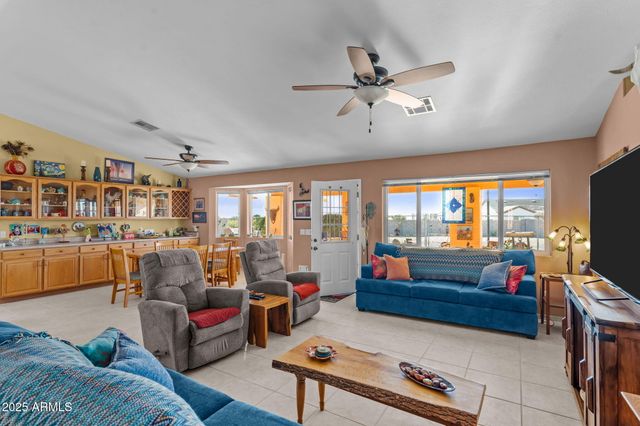 469 LIESEN --, Morristown, AZ 85342