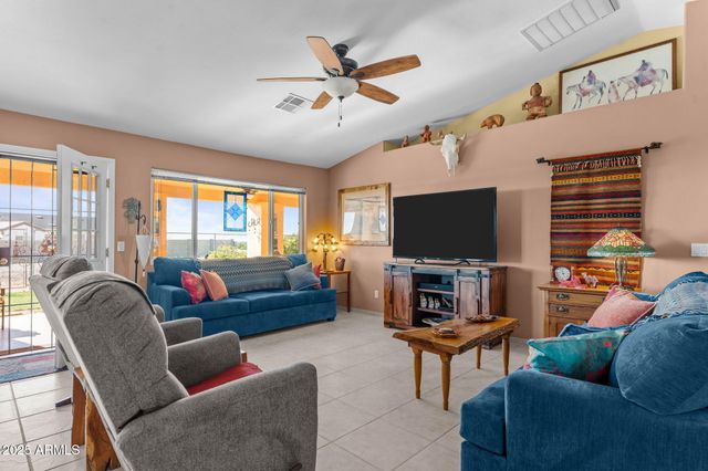 469 LIESEN --, Morristown, AZ 85342