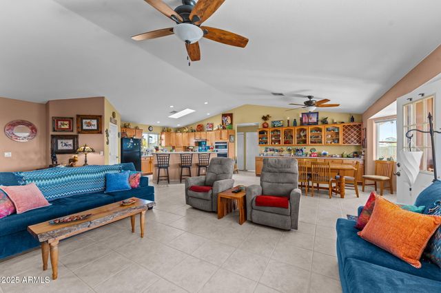 469 LIESEN --, Morristown, AZ 85342