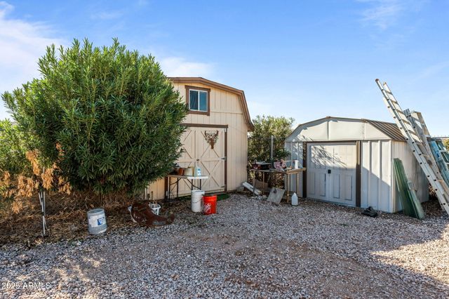 469 LIESEN --, Morristown, AZ 85342