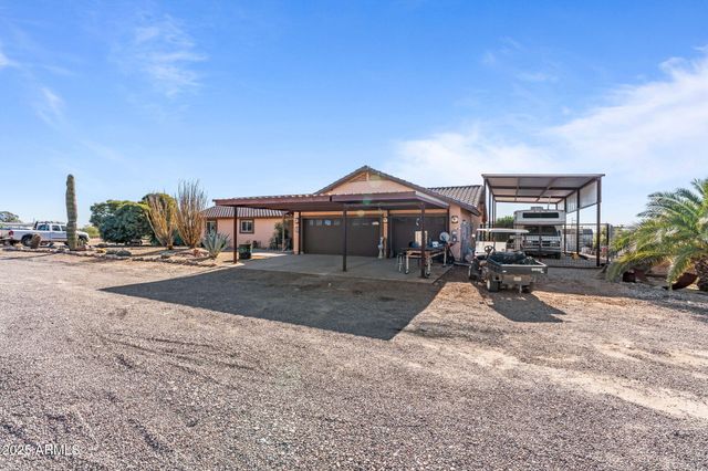 469 LIESEN --, Morristown, AZ 85342