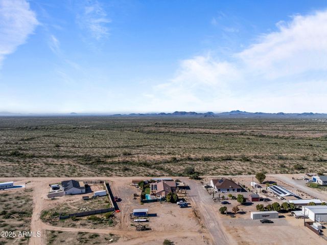 469 LIESEN --, Morristown, AZ 85342