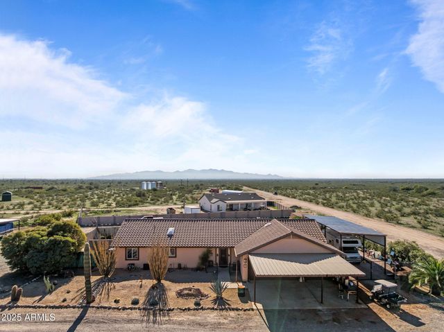 469 LIESEN --, Morristown, AZ 85342