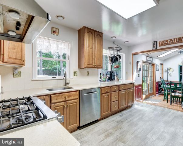 614 TRIXSAM RD, Sykesville, MD 21784