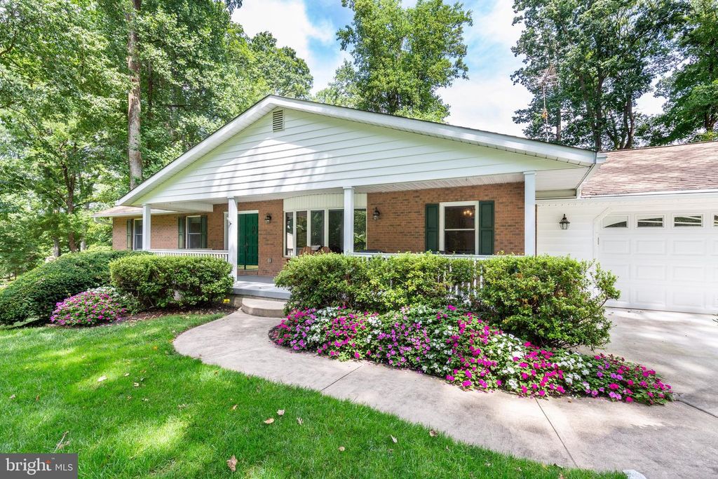 614 TRIXSAM RD, Sykesville, MD 21784