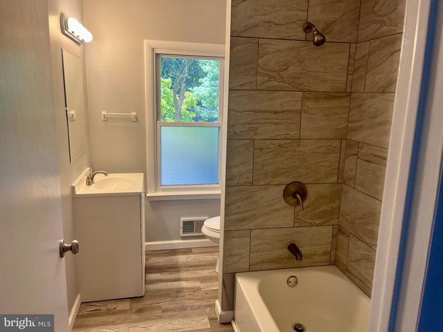 62 WASHINGTON AVE, Williamstown, NJ 08094