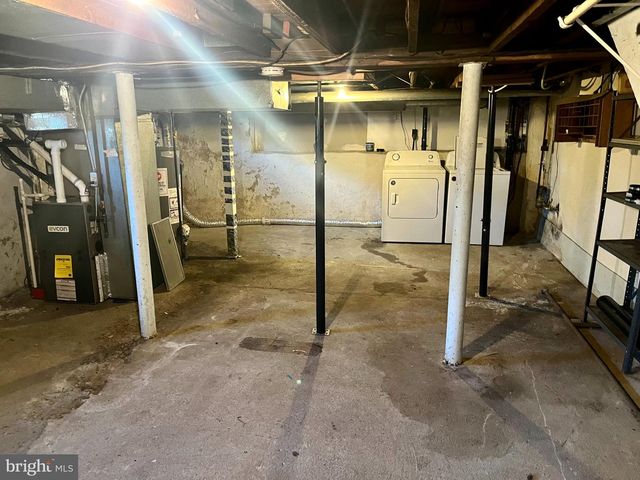 62 WASHINGTON AVE, Williamstown, NJ 08094
