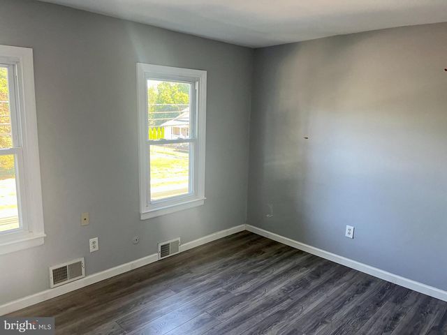 62 WASHINGTON AVE, Williamstown, NJ 08094