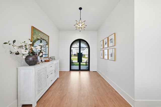29 Haywood Court, Little Rock, AR 72223