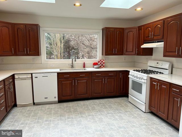 6916 CYNTHIA LN, Derwood, MD 20855