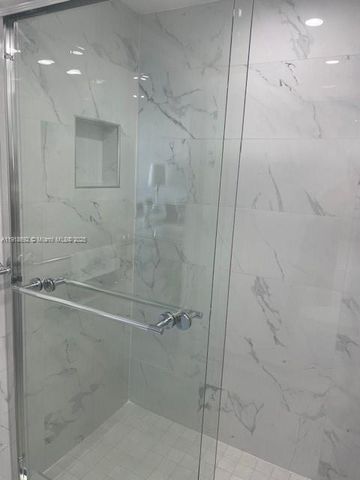 16909 N Bay Rd 805, Sunny Isles Beach, FL 33160