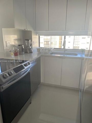 16909 N Bay Rd 805, Sunny Isles Beach, FL 33160
