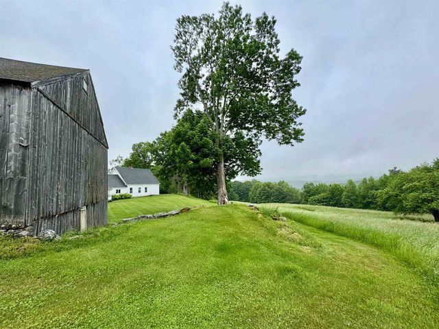 845 Old County Road, Peacham, VT 05862