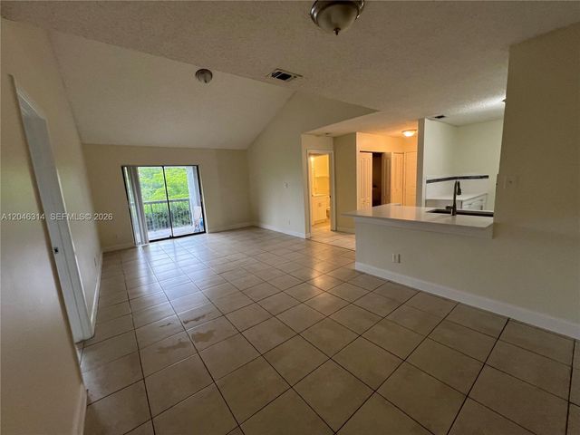 11277 W Atlantic Blvd 302, Coral Springs, FL 33071