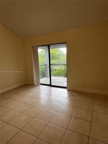 11277 W Atlantic Blvd 302, Coral Springs, FL 33071