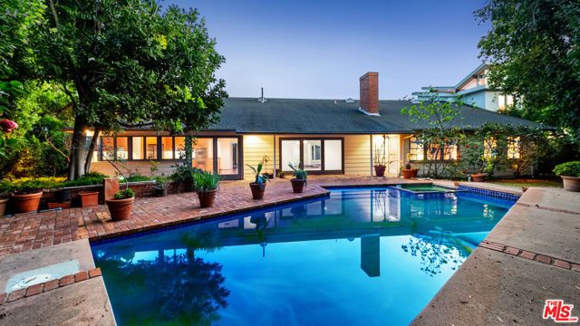 13921 W Sunset Boulevard, Pacific Palisades (los Angeles), CA 90272